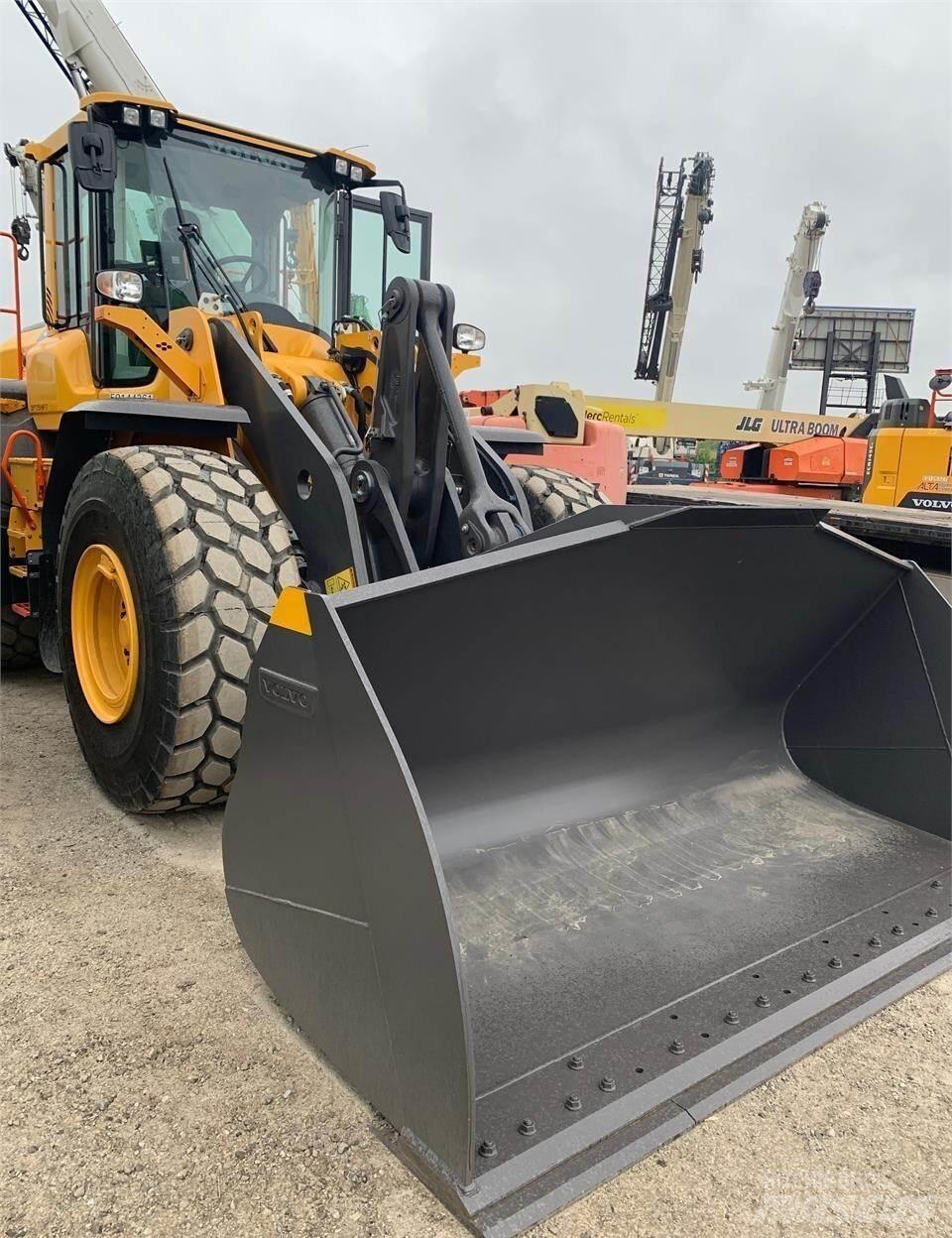Volvo L120H Kolové nakladače