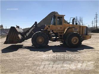 Volvo L220E Kolové nakladače