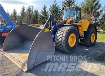 Volvo L220H Kolové nakladače