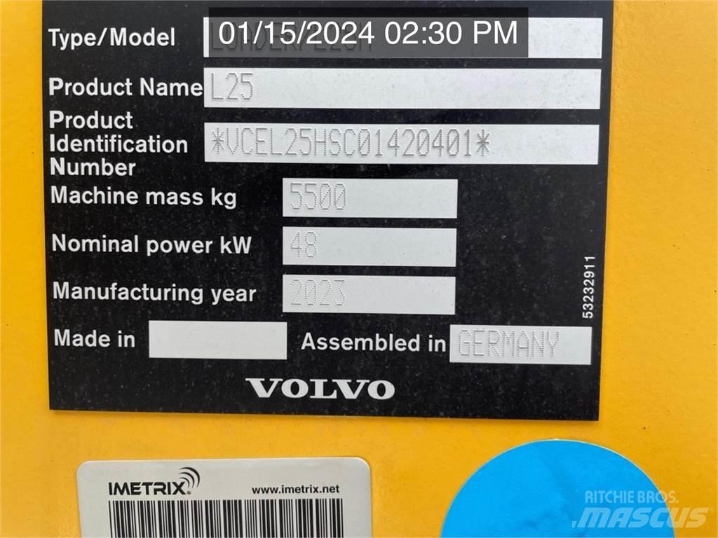 Volvo L25 Kolové nakladače