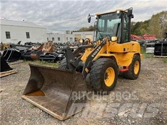 Volvo L30G Kolové nakladače