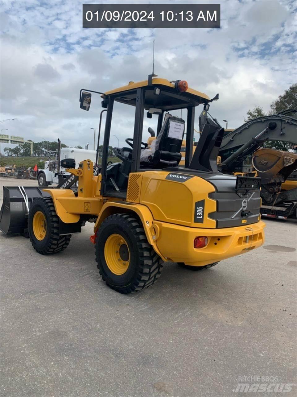 Volvo L30GS Kolové nakladače