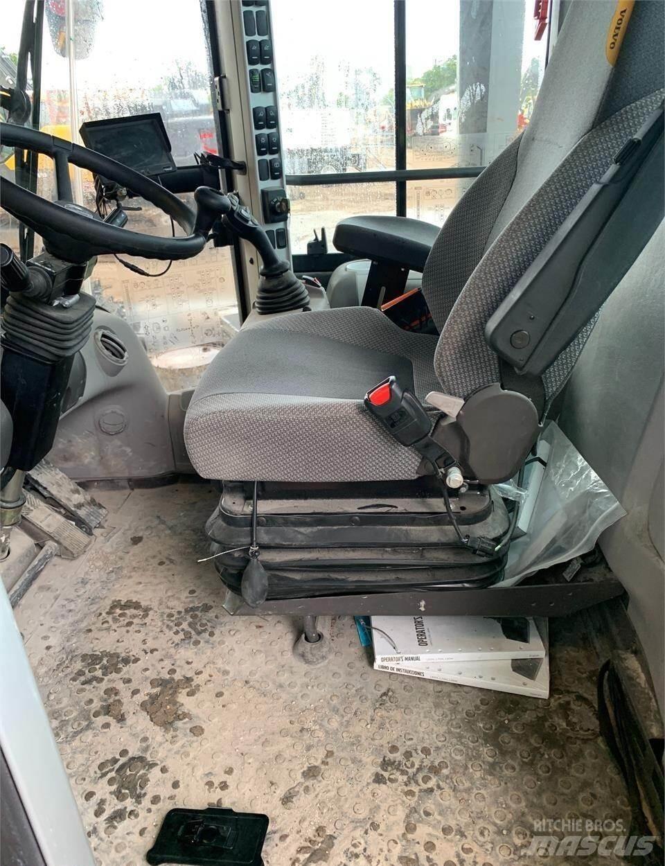 Volvo L60H Kolové nakladače