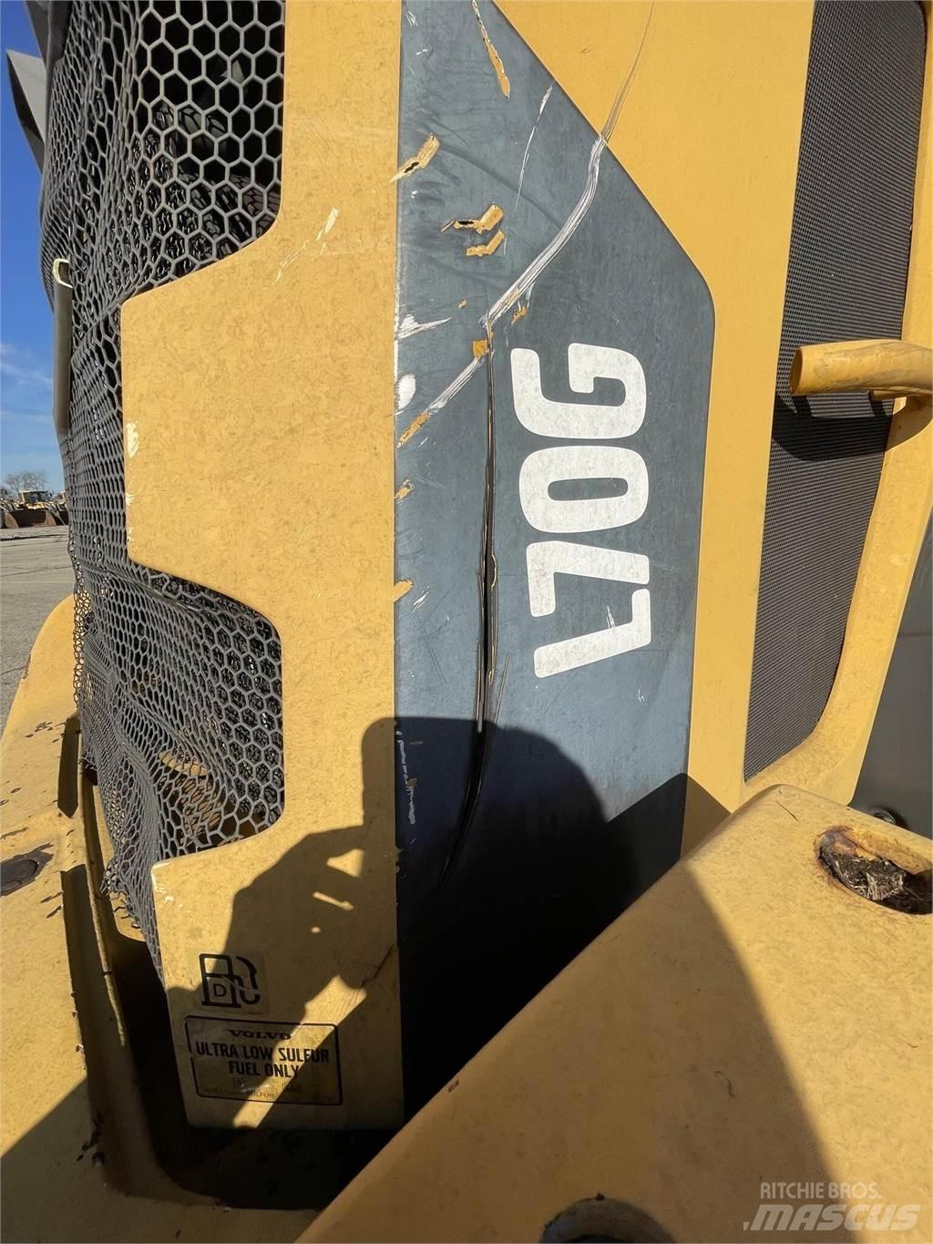 Volvo L70G Kolové nakladače