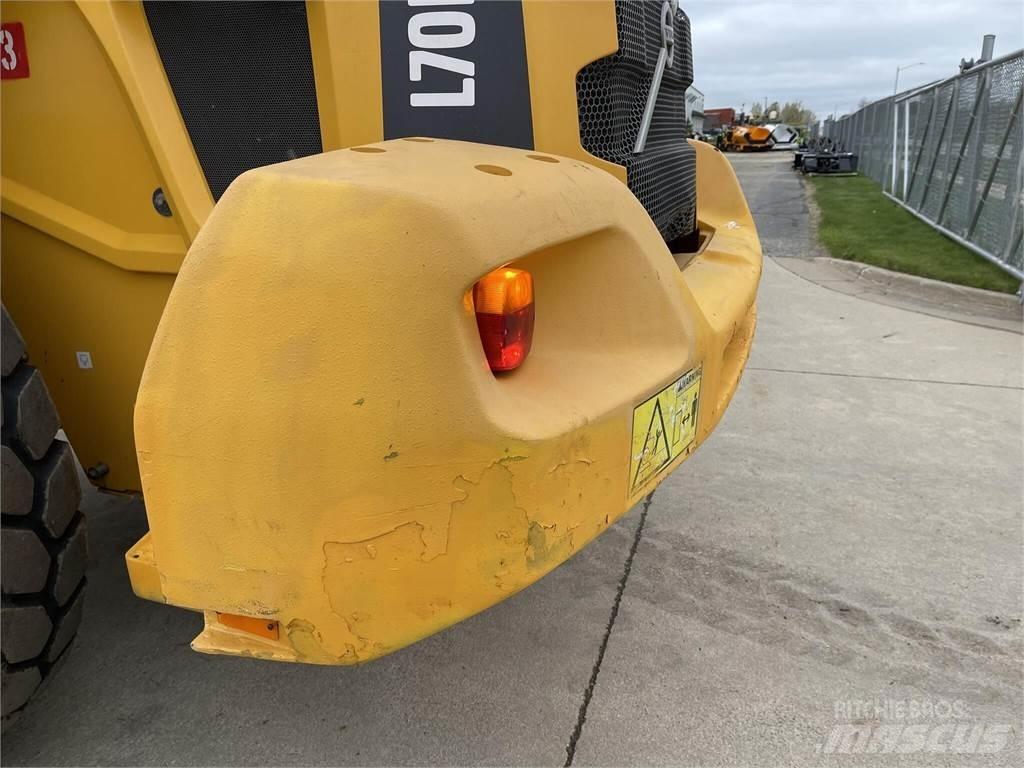 Volvo L70H Kolové nakladače
