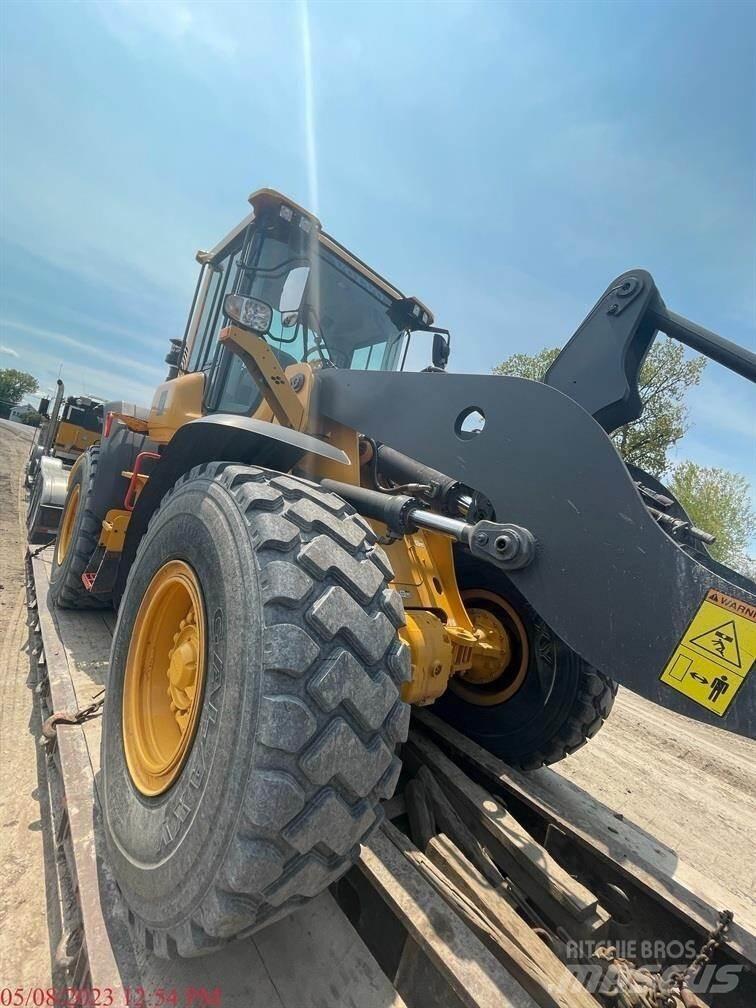 Volvo L70H Kolové nakladače