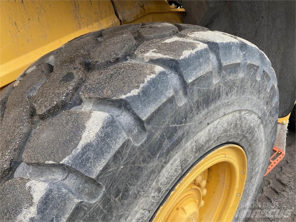 Volvo L70H Kolové nakladače
