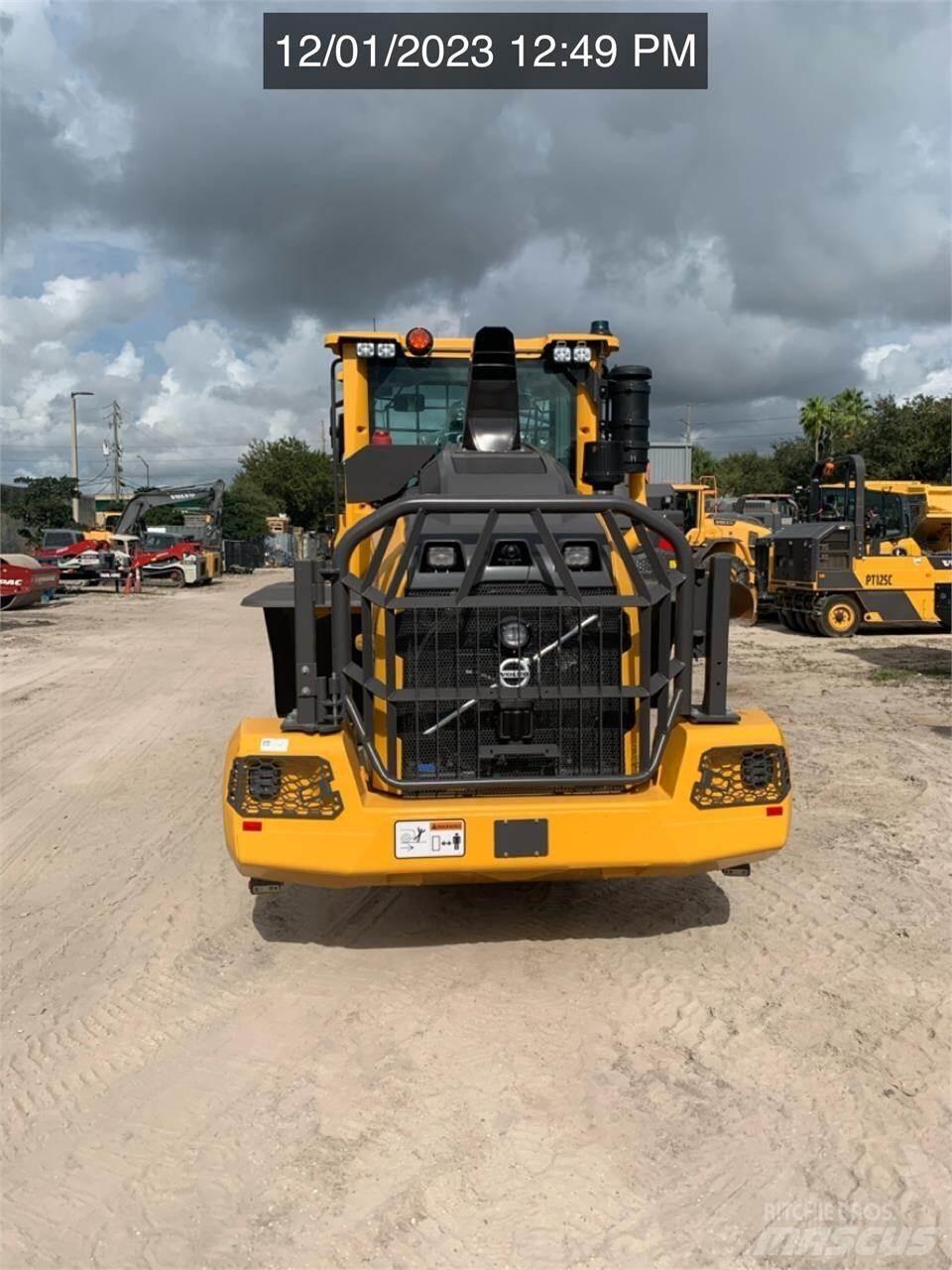 Volvo L90H Kolové nakladače
