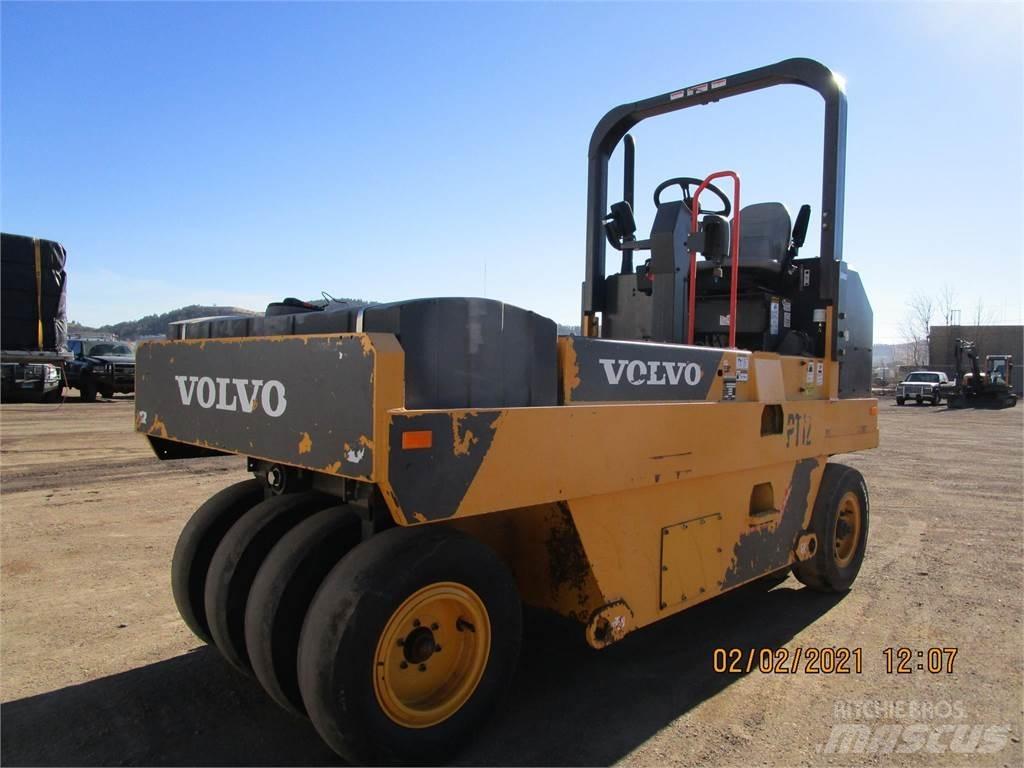 Volvo PT125C Pneumatikové válce