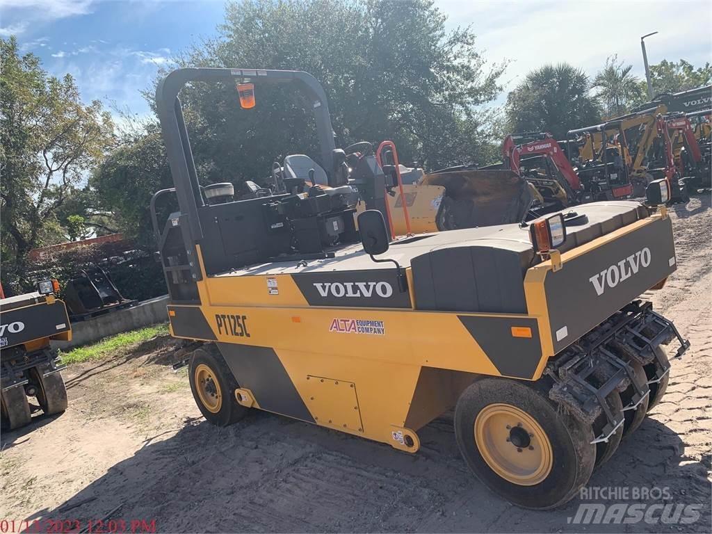 Volvo PT125C Pneumatikové válce