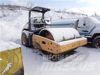 Volvo SD115 Tandemové válce