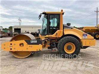 Volvo SD115B Tandemové válce