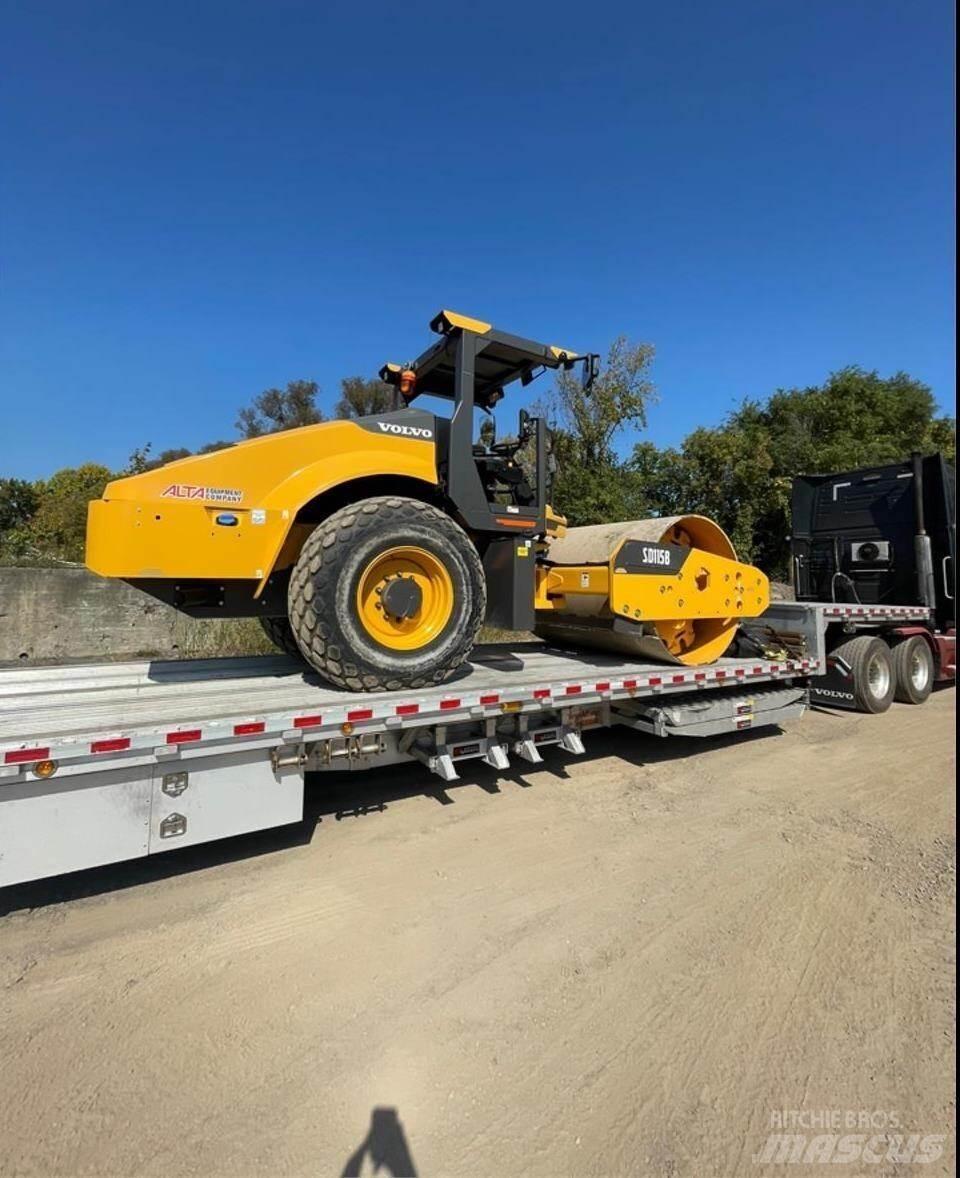 Volvo SD115B Tandemové válce