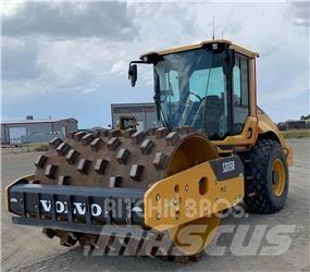 Volvo SD115B Tandemové válce