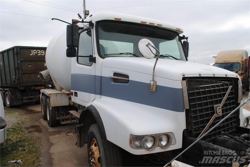 Volvo VHD64B200 Domíchávače betonu