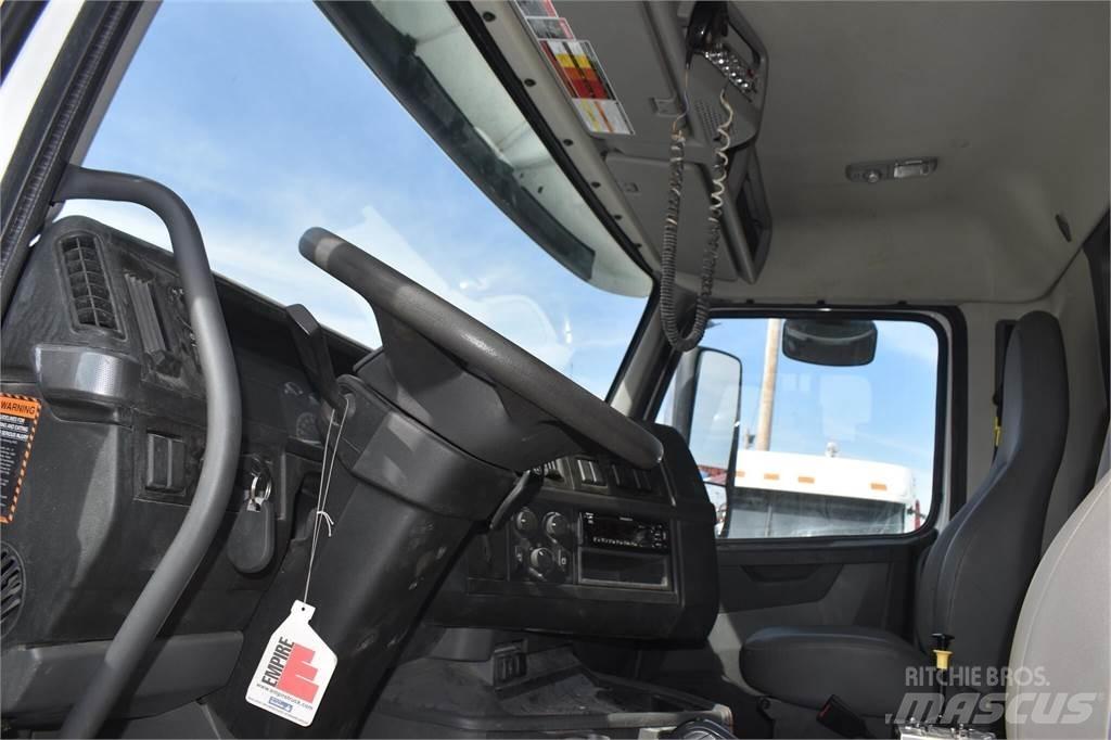 Volvo VHD84B300 Sklápěče