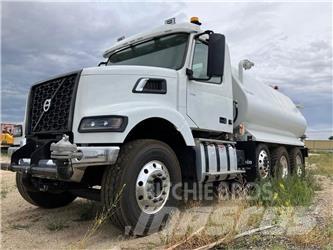 Volvo VHD84B300 Cisterny na vodu