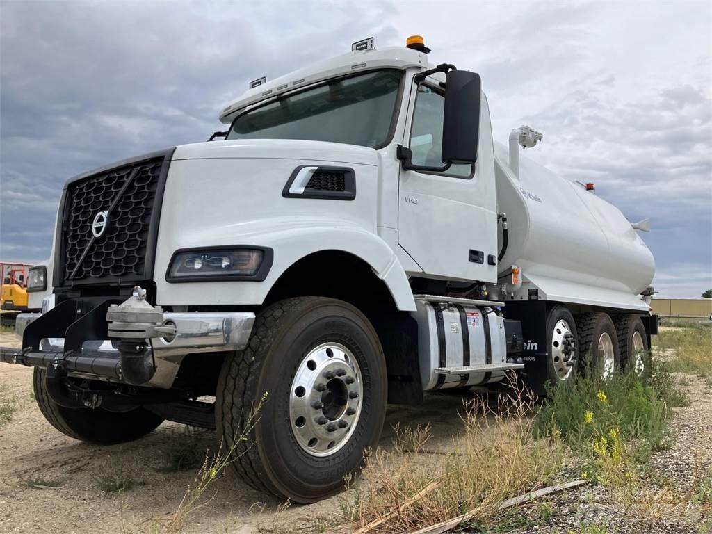 Volvo VHD84F300 Cisternové vozy
