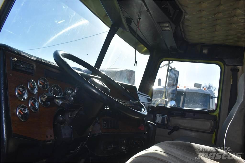 Western Star 4900 Sklápěče