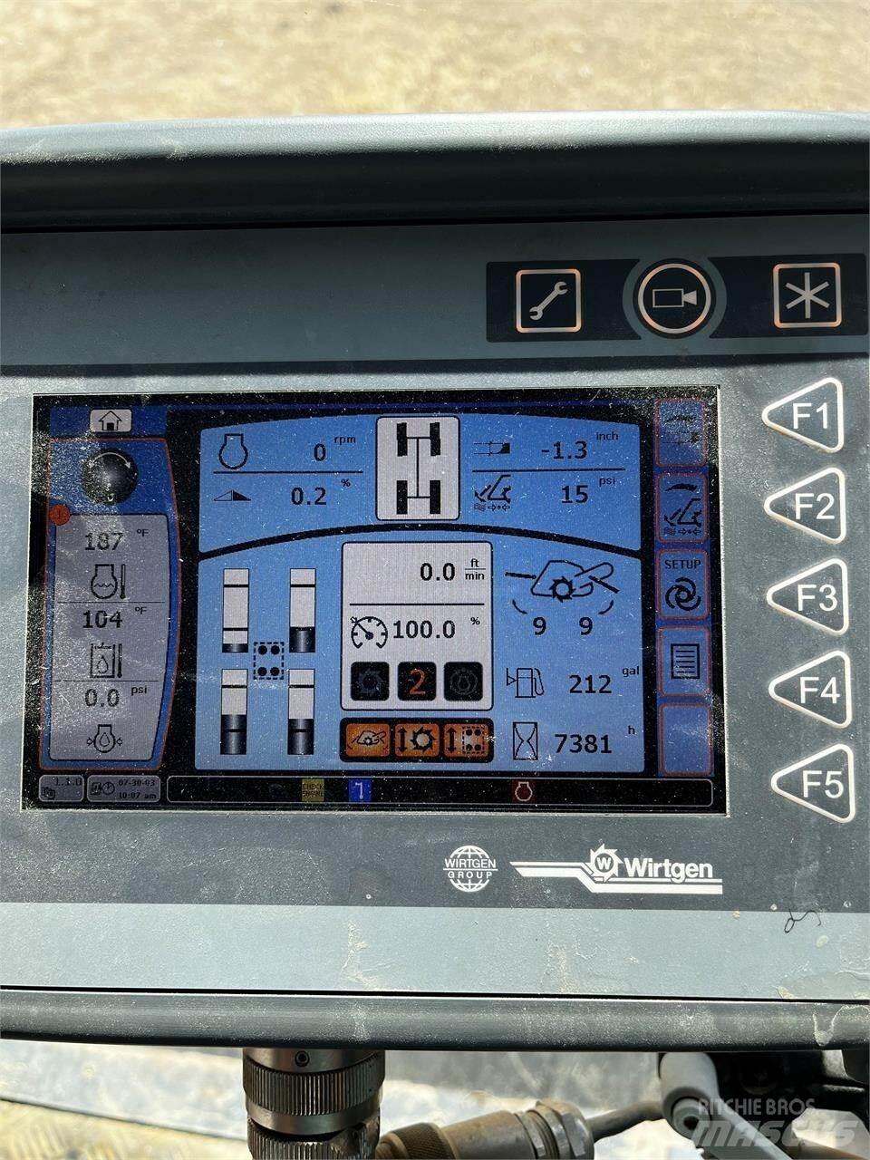 Wirtgen WR240I Recyklátory asfaltu