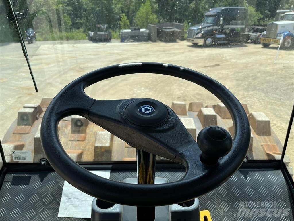 XCMG CV123PDU Tandemové válce