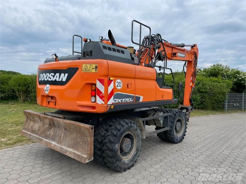 Doosan DX170W-5 Kolová rýpadla