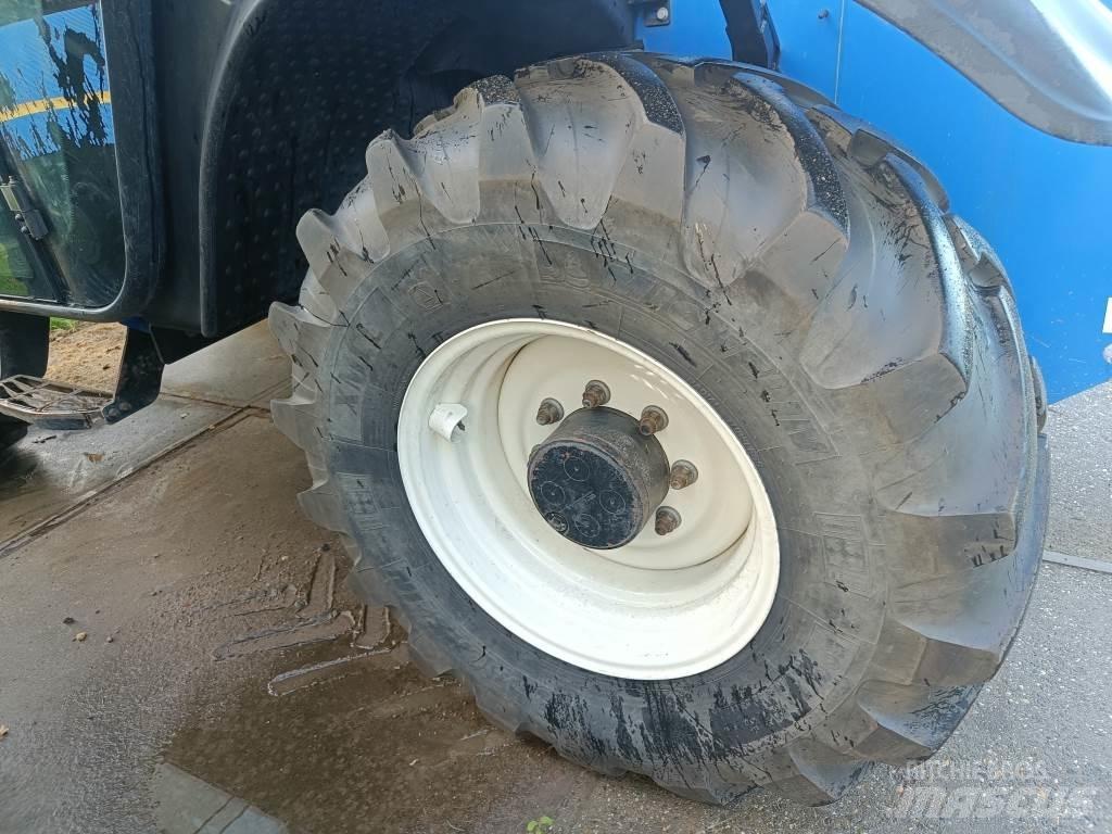 New Holland LM7.35 Teleskopické nakladače pro zemědělství
