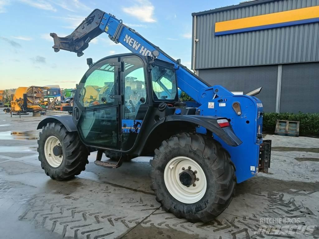 New Holland LM7.35 Teleskopické nakladače pro zemědělství