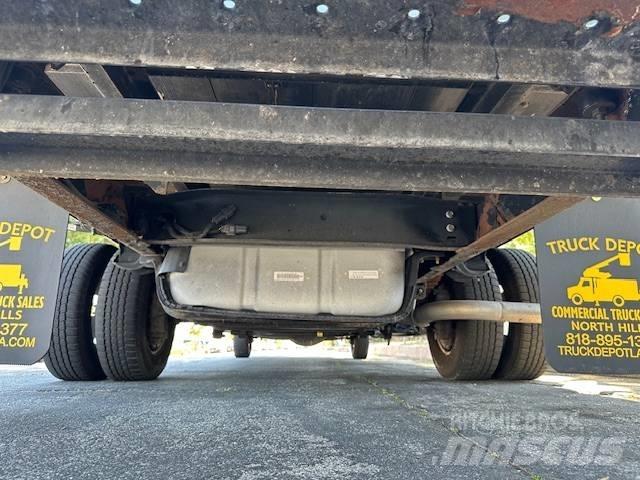 Ford E 450 SD Kombinované/Čerpací cisterny