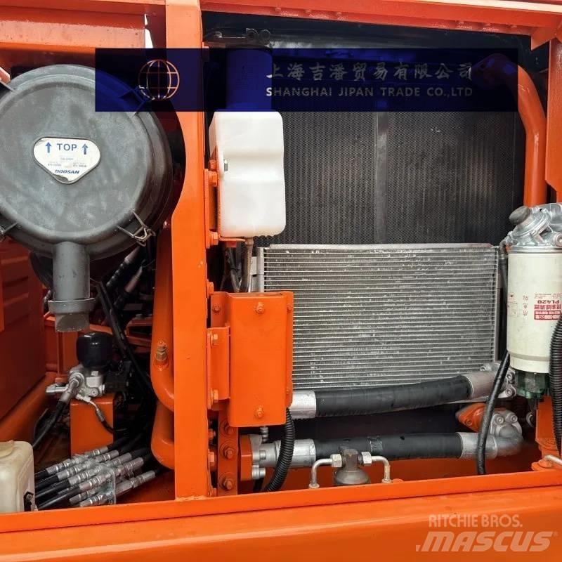 Doosan DX 150 Pásová rýpadla