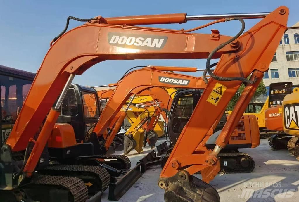 Doosan DH55 Pásová rýpadla