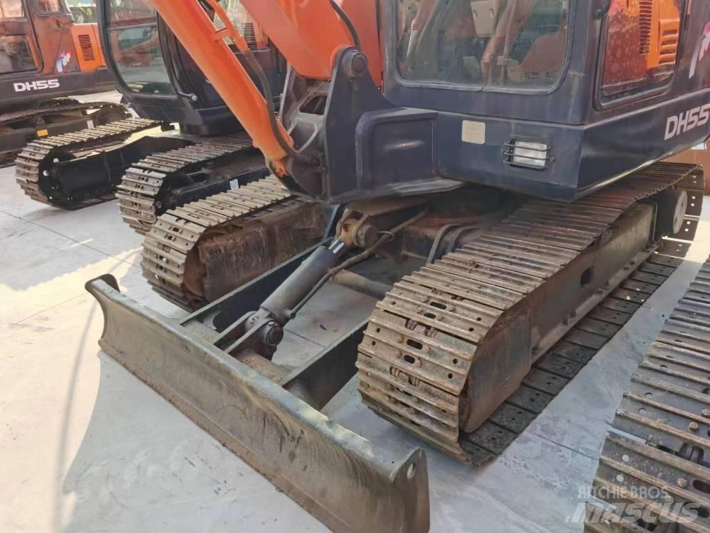 Doosan DH55 Pásová rýpadla