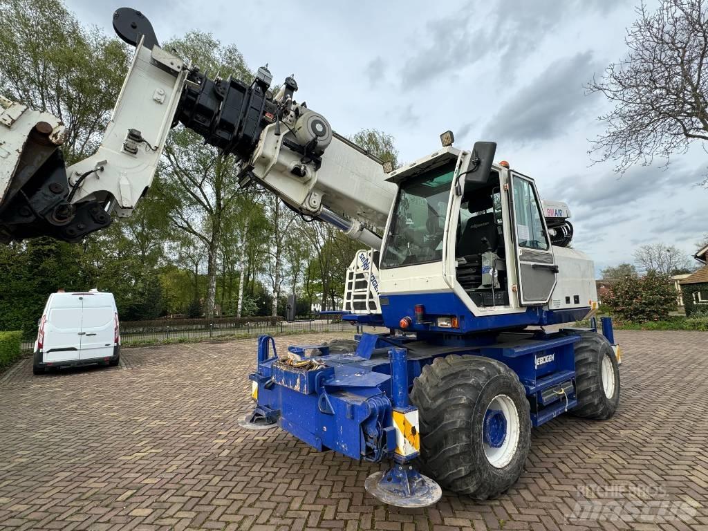 Sennebogen 608 Jeřáby pro těžký terén