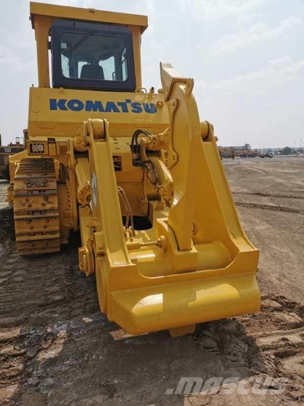 Komatsu d375a Pásové dozery