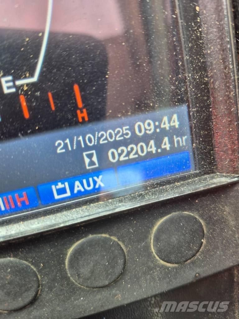 Takeuchi TB 280 FR Midi rýpadla 7t - 12t