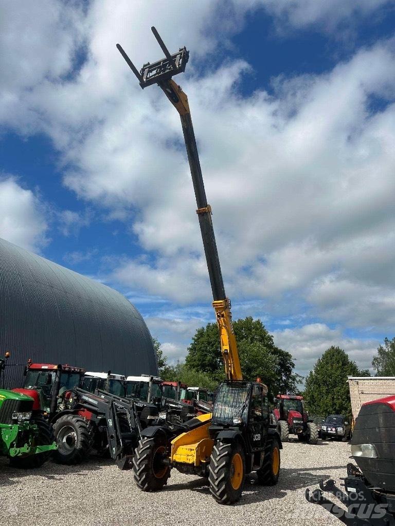 JCB 535-95 Teleskopické nakladače pro zemědělství