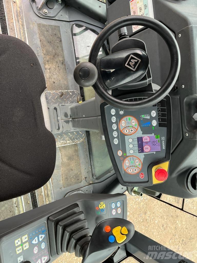 Hamm DV+ 70i VO-S Tandemové válce