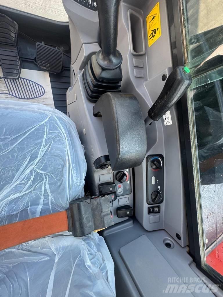 Kubota KX 080-4 Midi rýpadla 7t - 12t