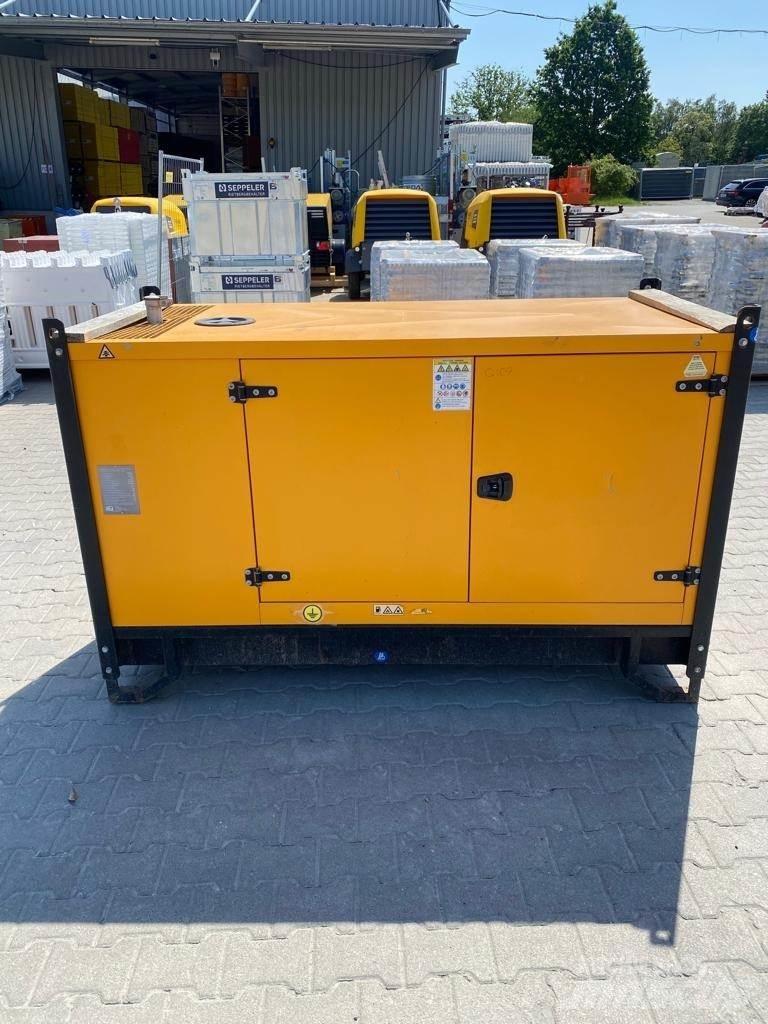  Generator D41FOX Ostatní generátory