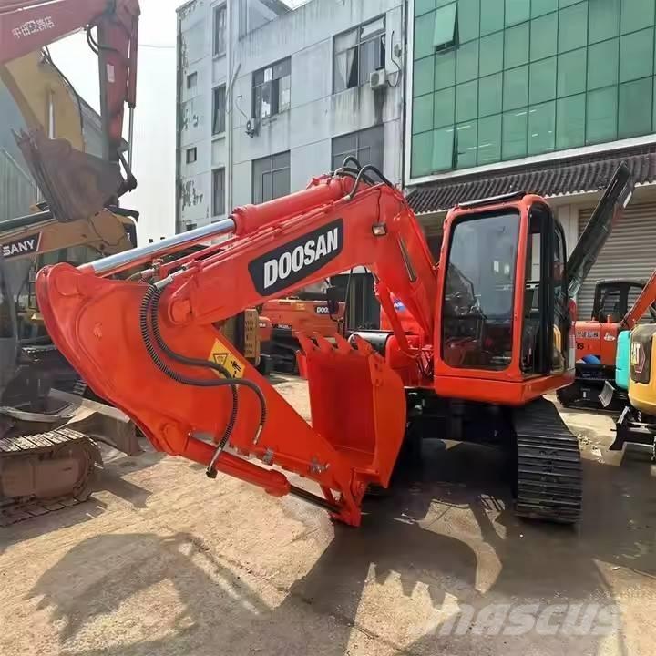Doosan DX150 Pásová rýpadla