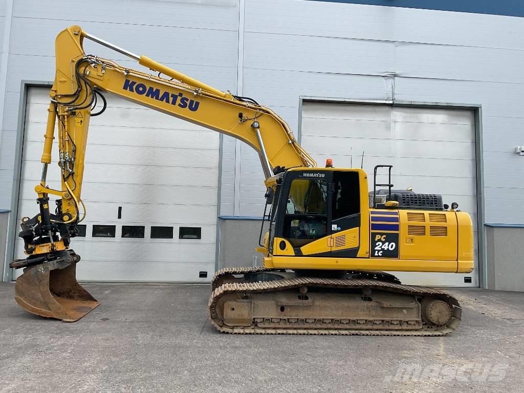 Komatsu PC240LC-11 Pásová rýpadla
