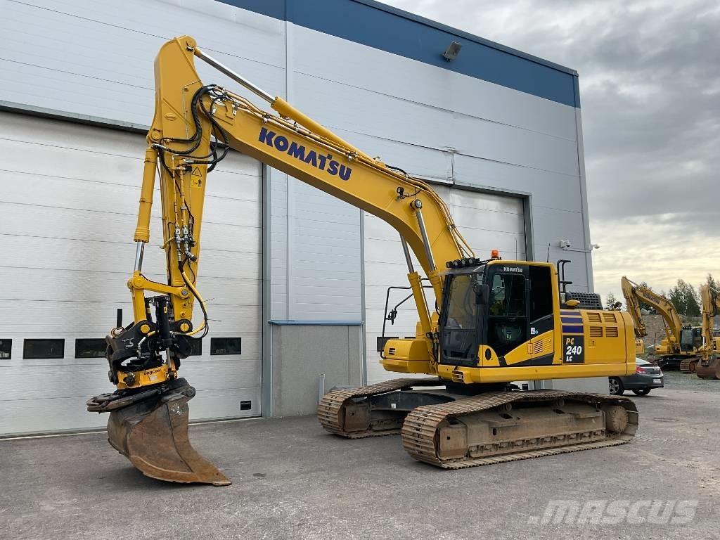 Komatsu PC240LC-11 Pásová rýpadla