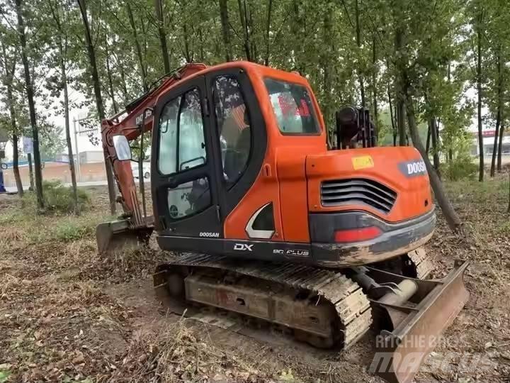 Doosan DX75 Pásová rýpadla