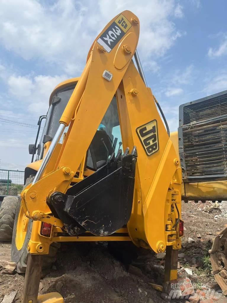 JCB 3cx Rýpadlo-nakladače