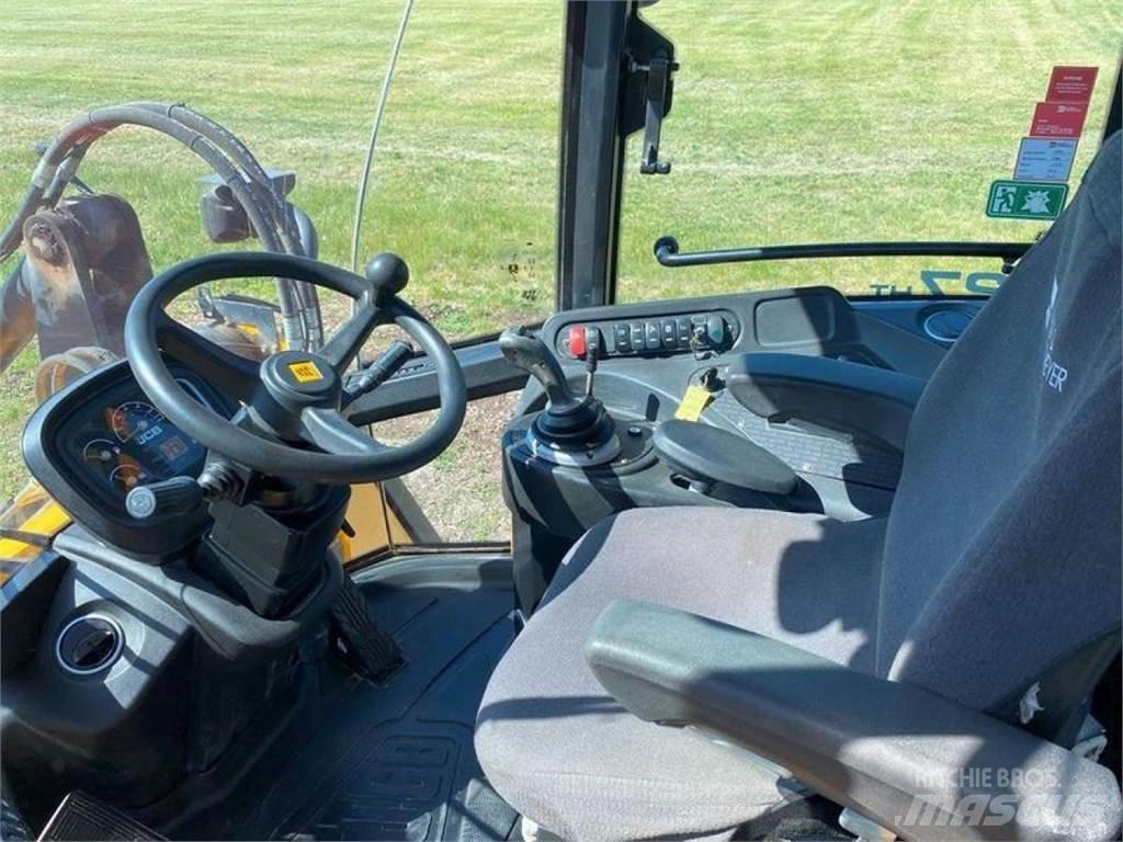 JCB 427 HT AGRI Kolové nakladače