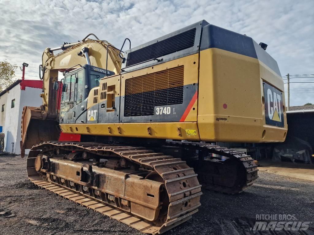 CAT 374 D L Pásová rýpadla