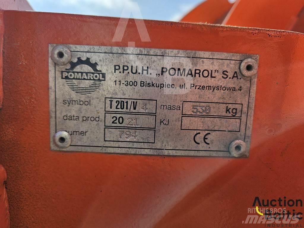 John Deere 6820 Traktory