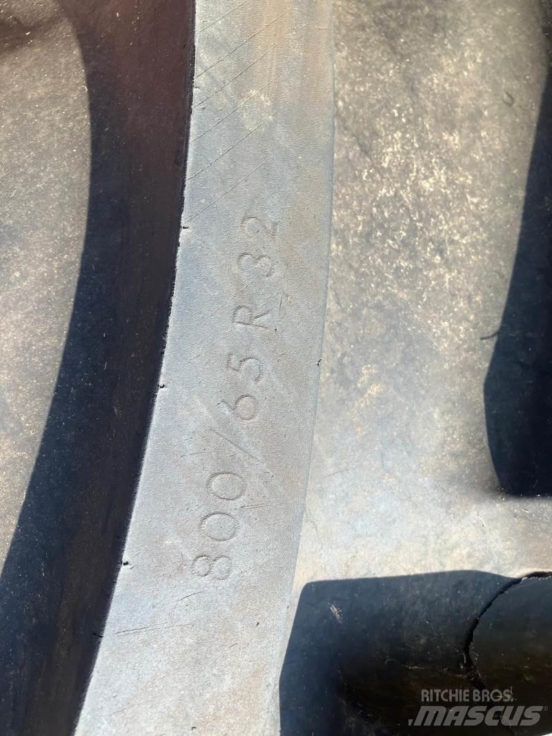 Mitas 800/65R32 Další