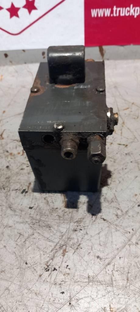 Scania R 440.   1549741 Hydraulika