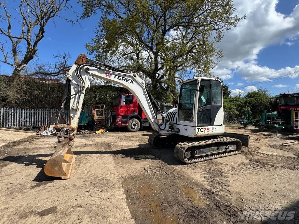 Terex TC 75 Midi rýpadla 7t - 12t
